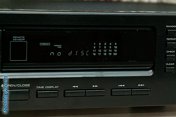 Kenwood DP-2030 No Disc